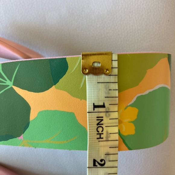 New Kate Spade #9 pink w/ bow and flowered platform flip flops. Never worn. - Picture 8 of 14